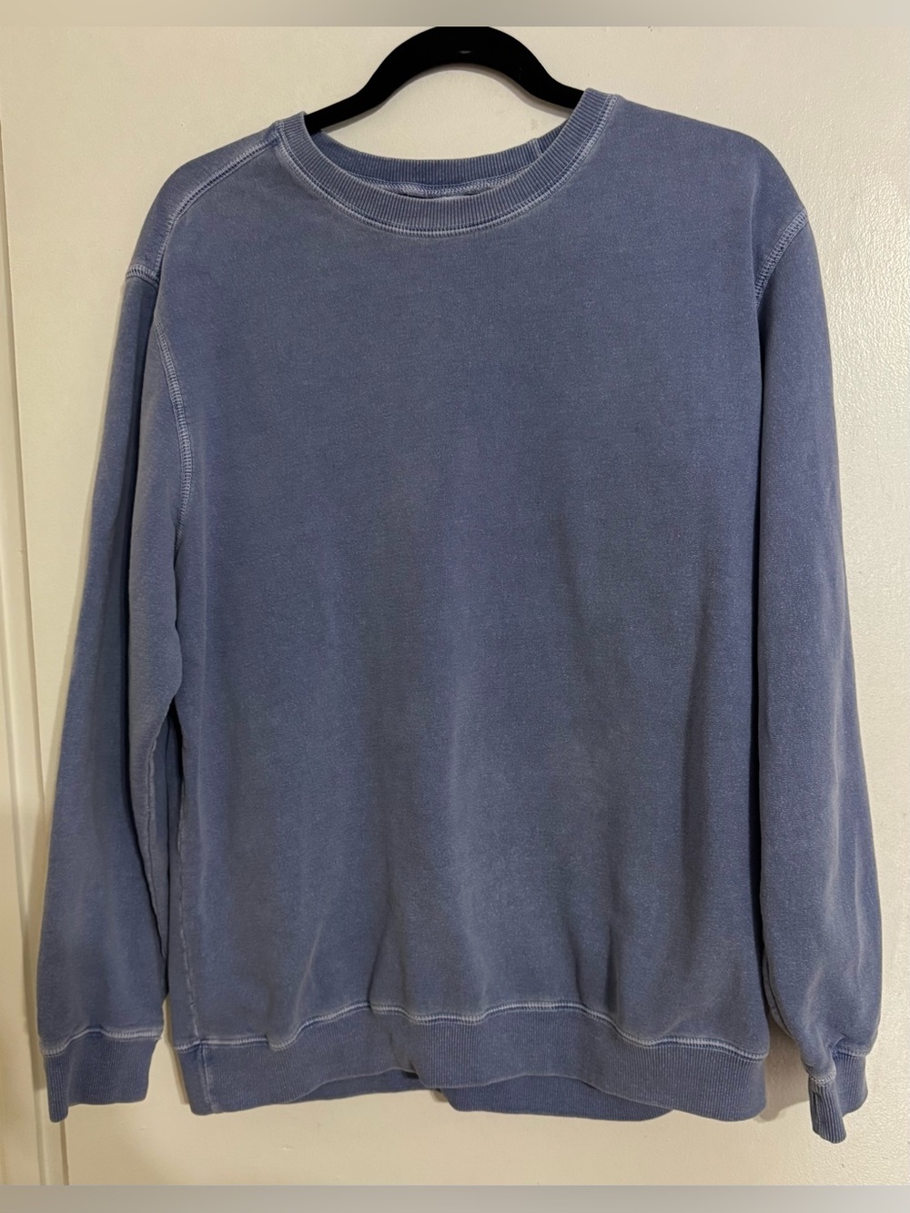 Northern Reflections Crewneck Sweatshirt in Faded Distressed Blue size Large
